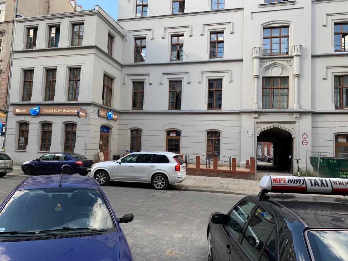 Apartmentsun Loft Wrocław Buitenkant foto