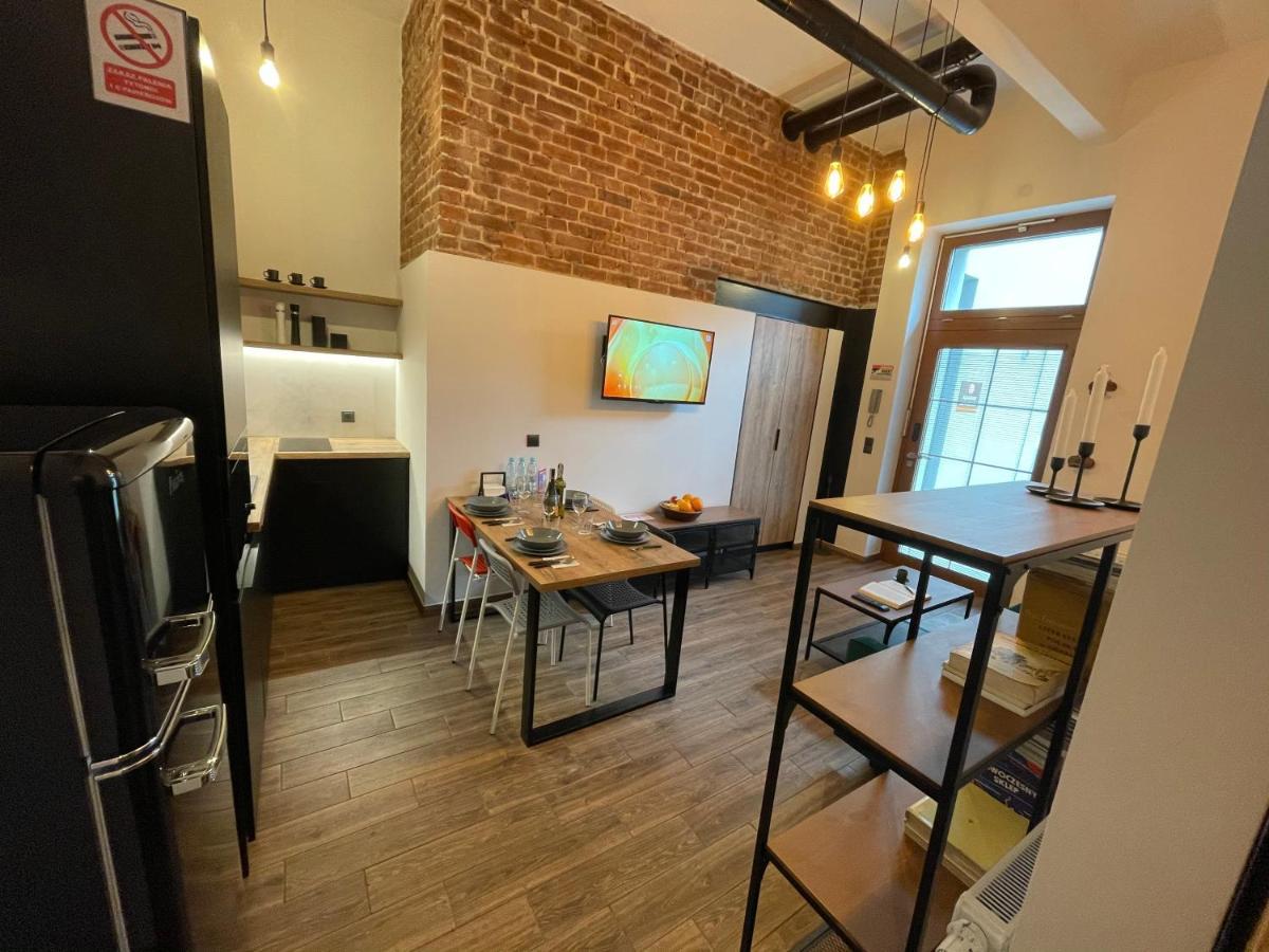 Apartmentsun Loft Wrocław Buitenkant foto